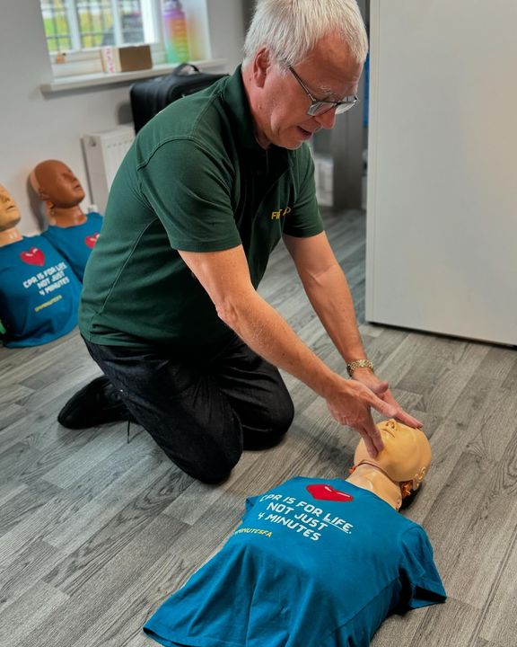 Andy Crowhurst demonstrating CPR